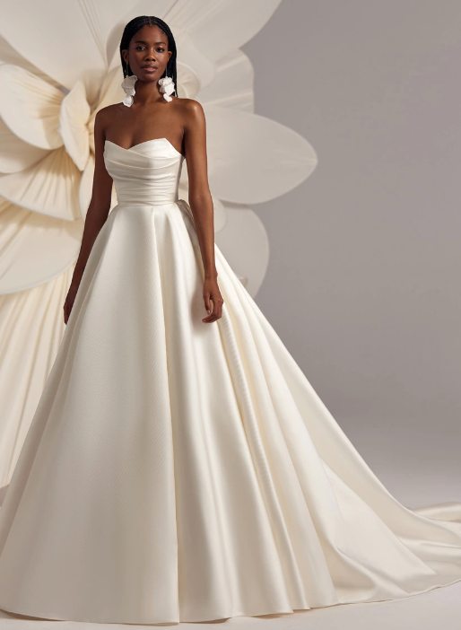 Eva Lendel Dallas, Size 14