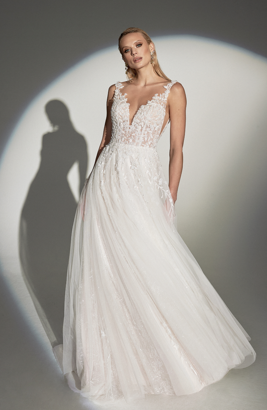 Justin Alexander Signature 99245 Gussie, Size 14